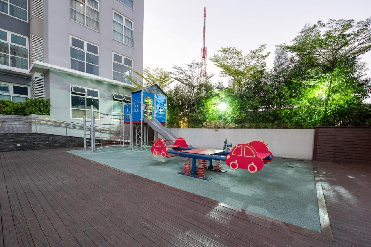 Oyo 508 Vista Wil Tower Hotel Manila Exterior photo
